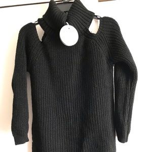 Turtleneck cold shoulder sweater